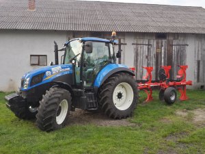 New Holland t5 95