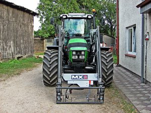 Deutz-Fahr Agrofarm ProfiLine 420 + MX U8