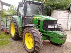 John Deere 6230