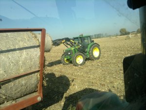 John Deere 6430