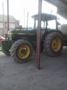 John Deere 2650