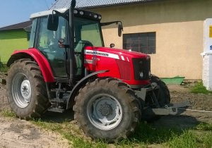 Massey Ferguson 5425