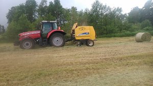 Massey Ferguson 6465 + New Holand br 6090