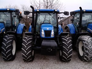 New Holland t6.120