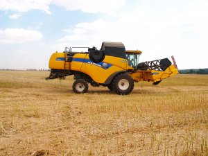 New Holland CX5080