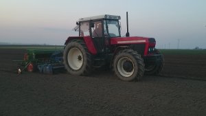 Zetor 12245 + Amazone D8