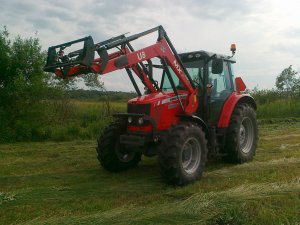 Massey Ferguson 5425