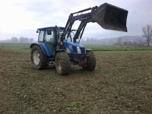 New Holland T5040