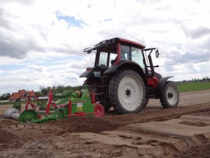 Valtra N111 & Baselier