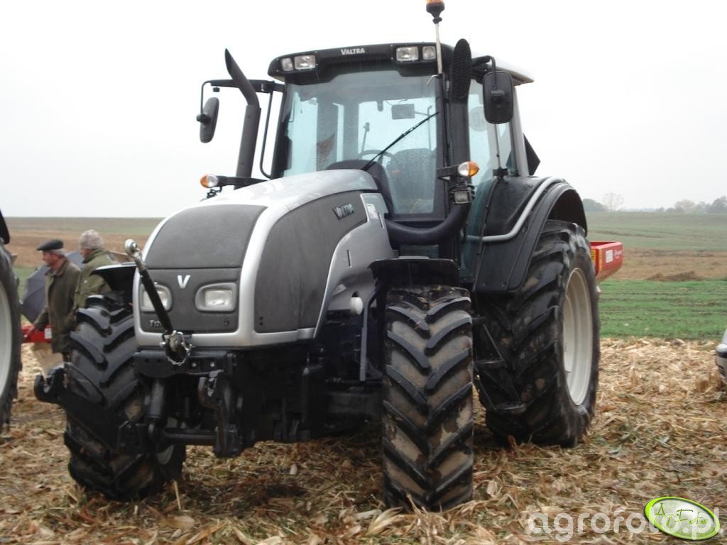 Zdjęcie Traktor Valtra T121 Id175650 Galeria Rolnicza Agrofoto