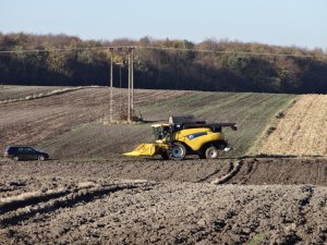 New Holland CR 9080 Elevation