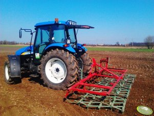 New Holland TD5050