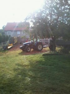 New Holland TM140