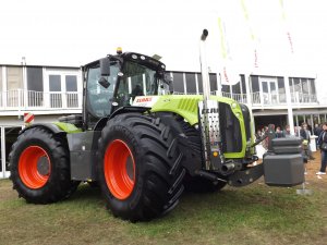 Claas Xerion 5000