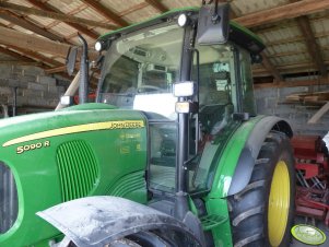 John Deere 5090R