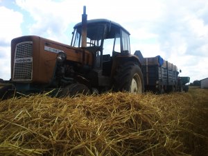 Ursus C-355 & rozrzutnik Agromet Czarna Białostocka