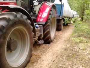 Massey Ferguson 5611