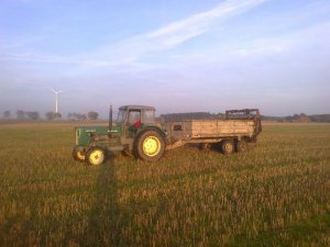 Ursus C-355 + rozrzutnik