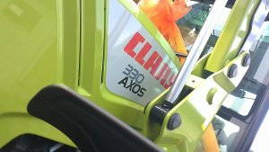 Claas Axos 330