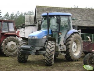 New Holland TD90D