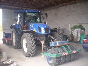 New holland t6030