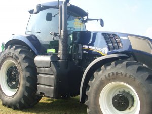 New Holland T8 390 :)