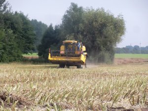 New Holland TC 5050