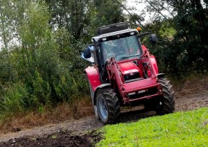 Massey Ferguson 5455 + Kuhn Master 102