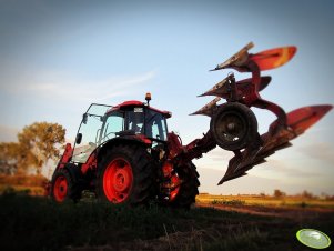 Kubota M9540 + Kongskilde Variant VP-S