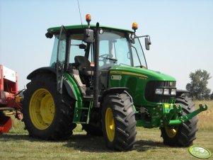 John Deere 5090M