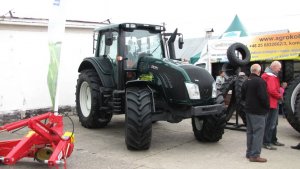 Valtra T133