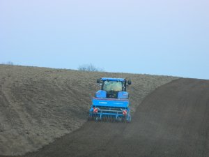 New Holland T7 220 AC, Lemken Zirkon&Saphir