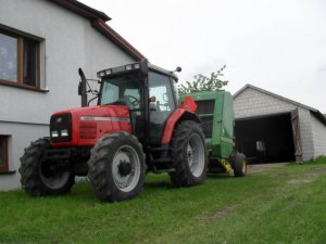 Massey Ferguson 6260 & John Deere 590