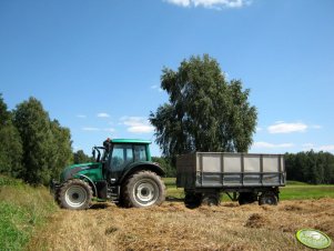 Valtra N111 + przyczepa