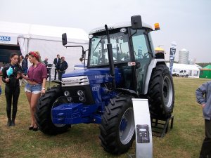 Farmtrac  6075 DT