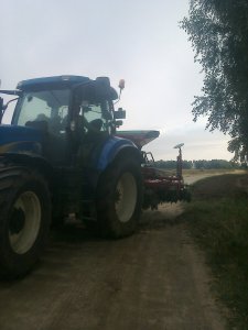 New Holland T6070 + Unia Focus