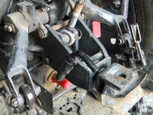 Przerobiony bolec w  MTZ Belarus 820