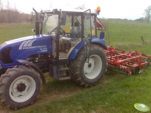 Farmtrac 80 4WD & Agro-Factory