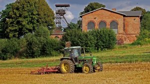 John Deere 3050  + Gruber