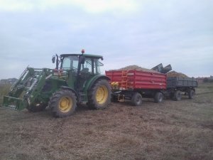 John Deere 5M