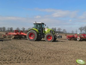 Claas Axion 850 i Howard