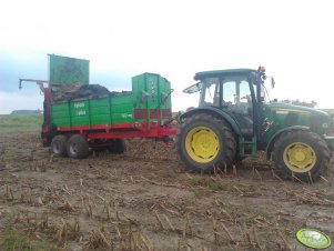 John Deere 5090R + Tytan