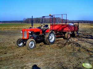 Zetor T-25k + Rozrzutnik