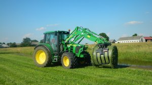 John Deere 6230