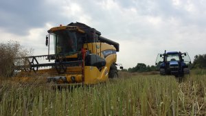 New Holland CX5080 New Holland TM125