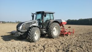 Valtra T133 & Kverneland Accord