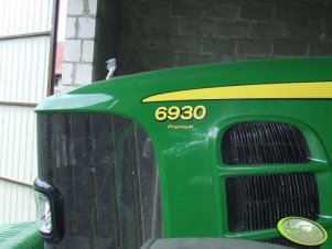 John Deere 6930 Premium - maska