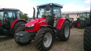 Massey Ferguson 5612