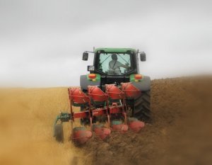 John Deere 6330 + Kverneland 150 B