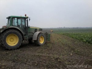 John Deere 6930